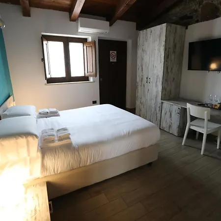 Casale Calabria B&B 기제리아