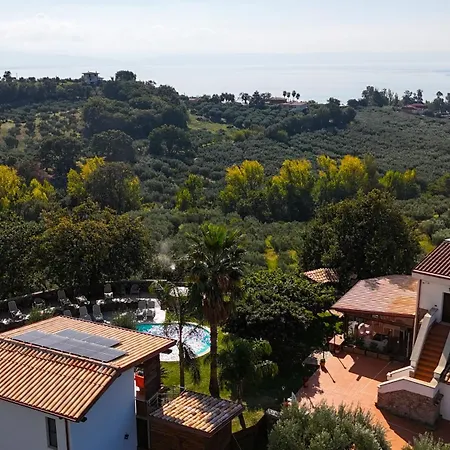 Casale Calabria 4*