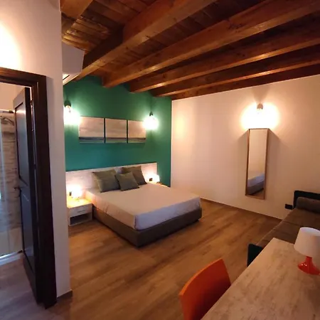 ベッド・アンド・ブレックファスト Casale Calabria 4*