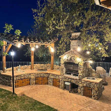 Casale Calabria Bed & Breakfast