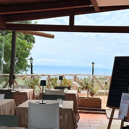 Bed & Breakfast Casale Calabria 4*