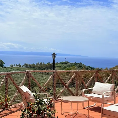 Casale Calabria לינה וארוחת בוקר