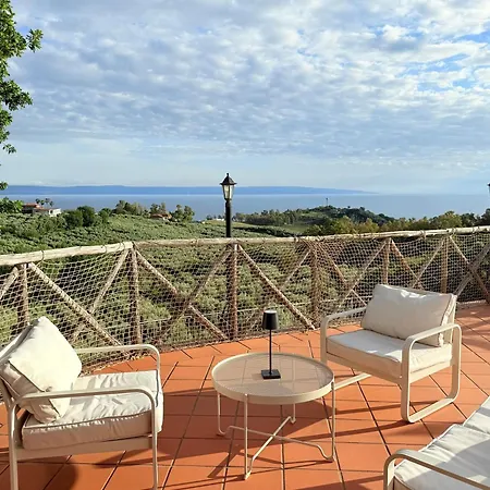 Casale Calabria Bed & Breakfast