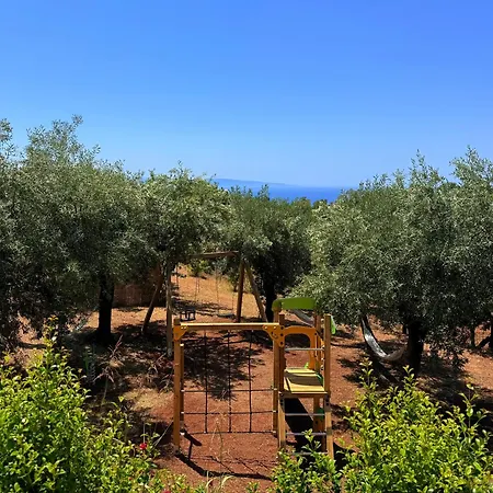 ベッド・アンド・ブレックファスト Casale Calabria 4*