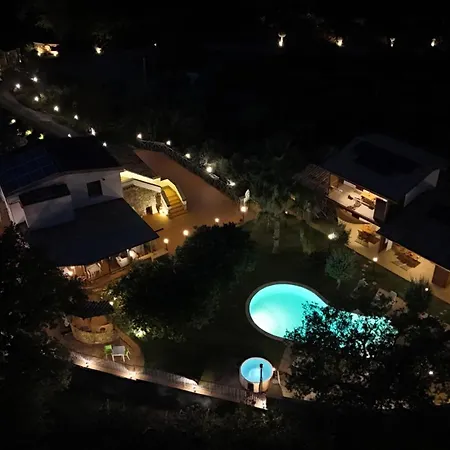 Casale Calabria Bed & Breakfast