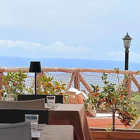 ベッド・アンド・ブレックファスト Casale Calabria