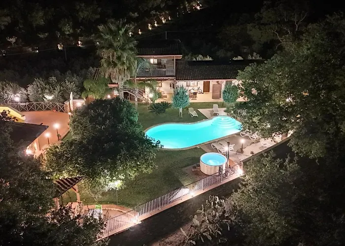 Casale Calabria Frühstückspension 4*